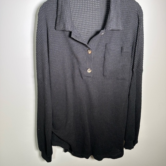 Tops - Black Waffle Knit Shirt Women's 2X